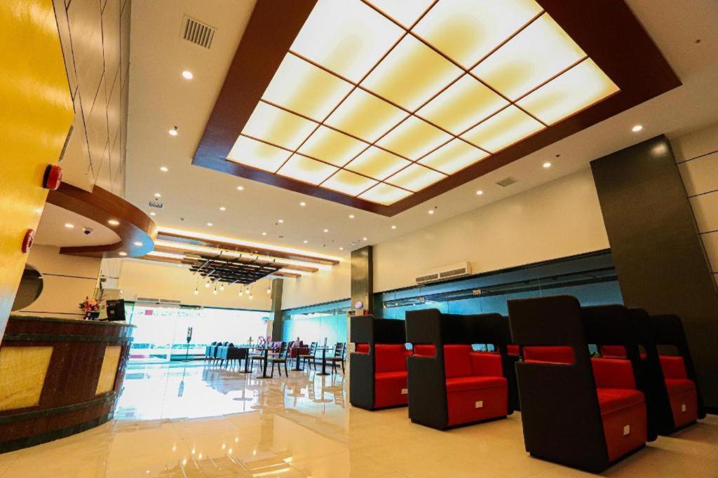 Hotel Sogo Macapagal Paranaque City ภายนอก รูปภาพ